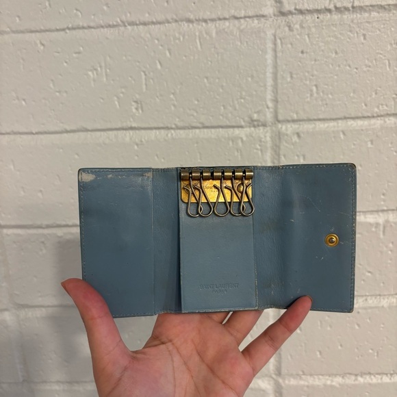 Saint Laurent vintage keyholder wallet in blue - Picture 11 of 13